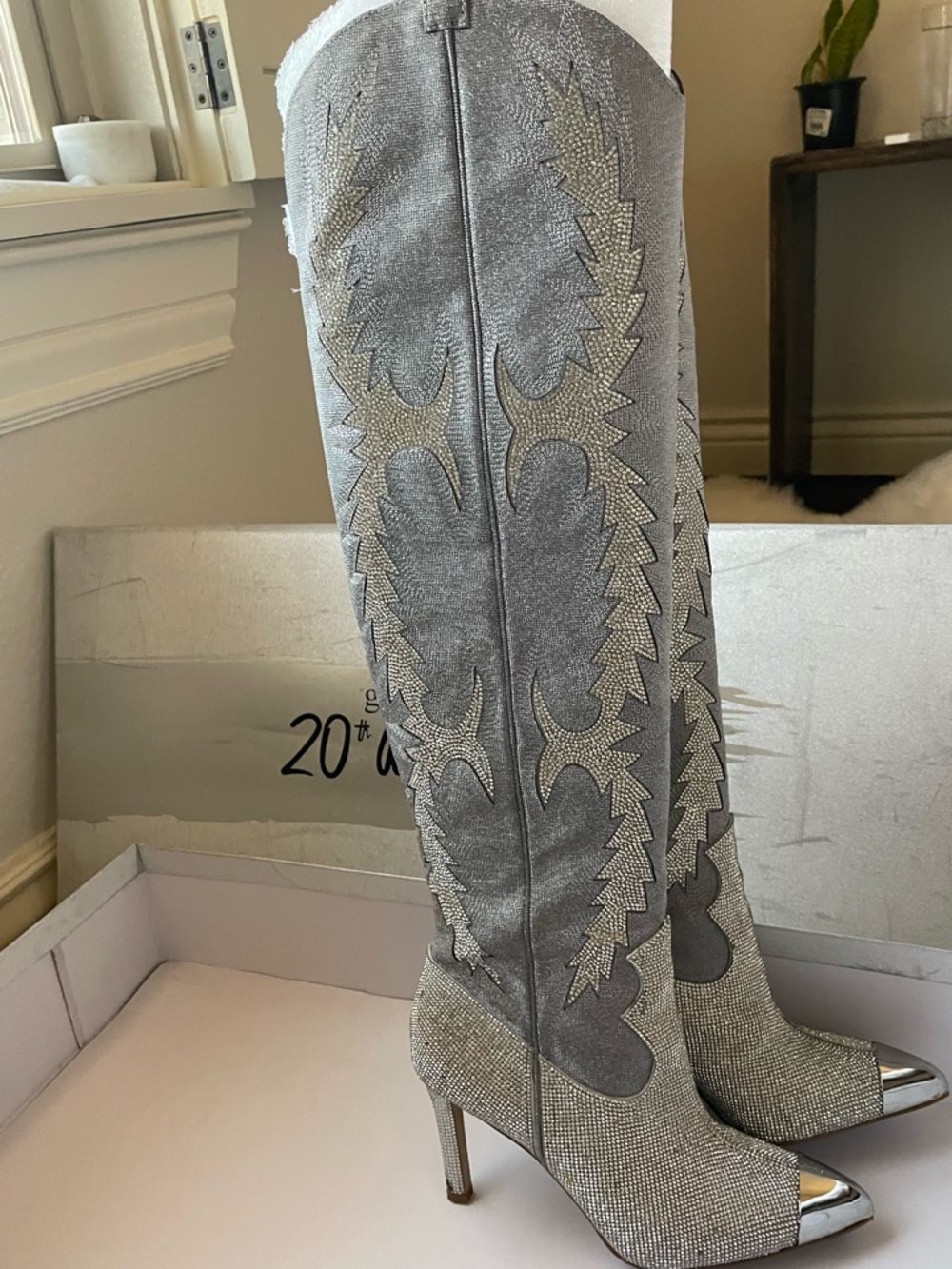 Sold out Gianni Bini 20th anniversary sparkly cowboy silver katyanna heel boots